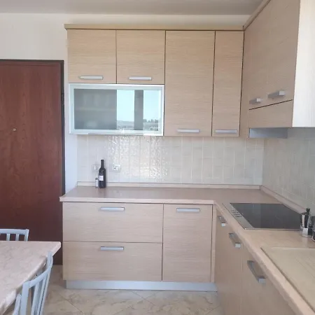 Terrace Apartment *